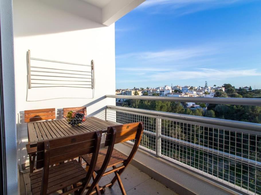 Central Apartment - Pool And Sea View & Albufeira Center Екстериор снимка