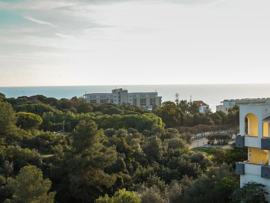 Central Apartment - Pool And Sea View & Albufeira Center Екстериор снимка